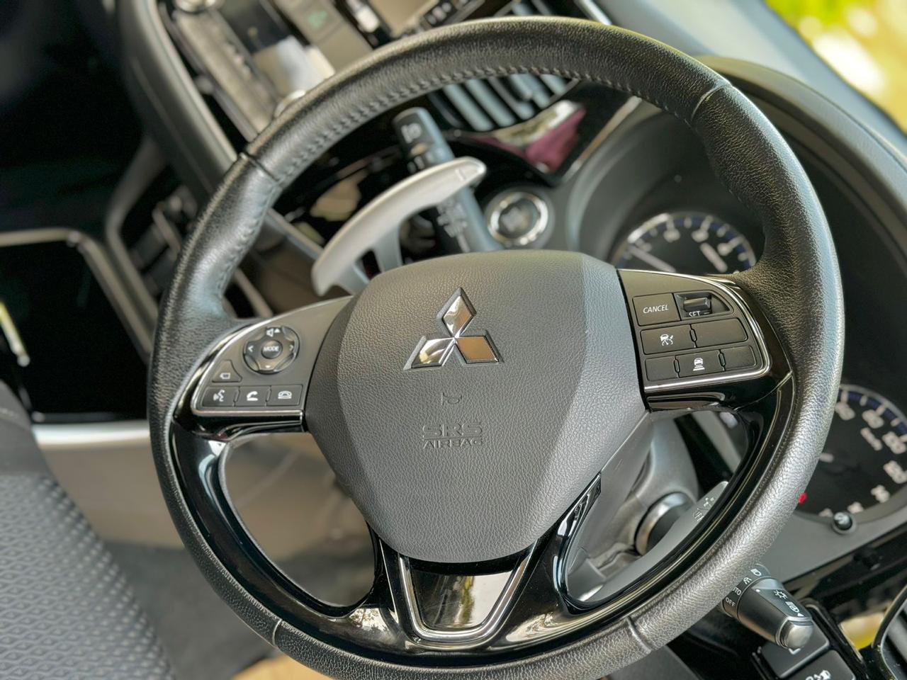 mitsubishi-outlander-2017-1939
