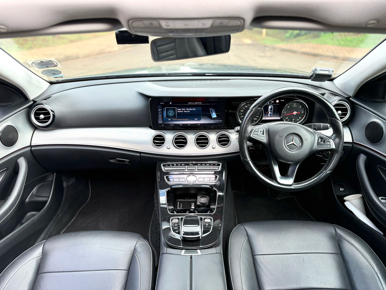 mercedes-benz-e220-2017-1933