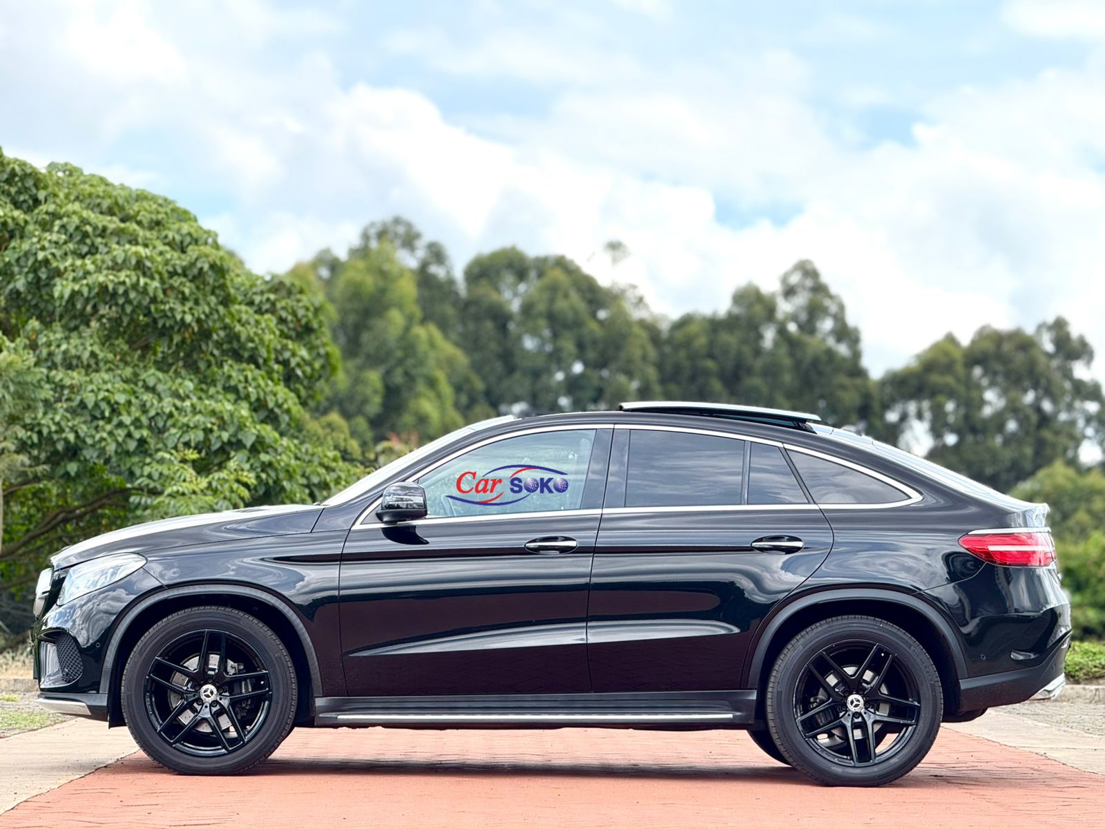mercedes-benz-gle-350d-4matic-2018-1920