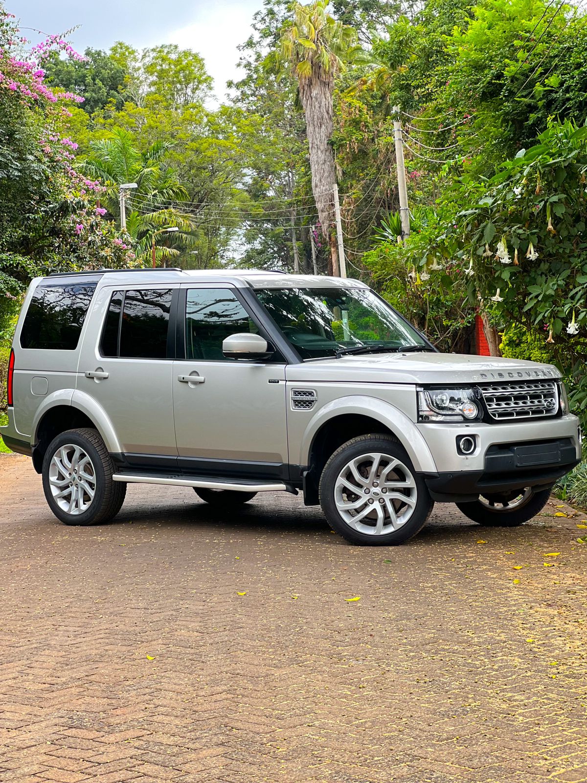 land-rover-discovery-iv-2015-1230