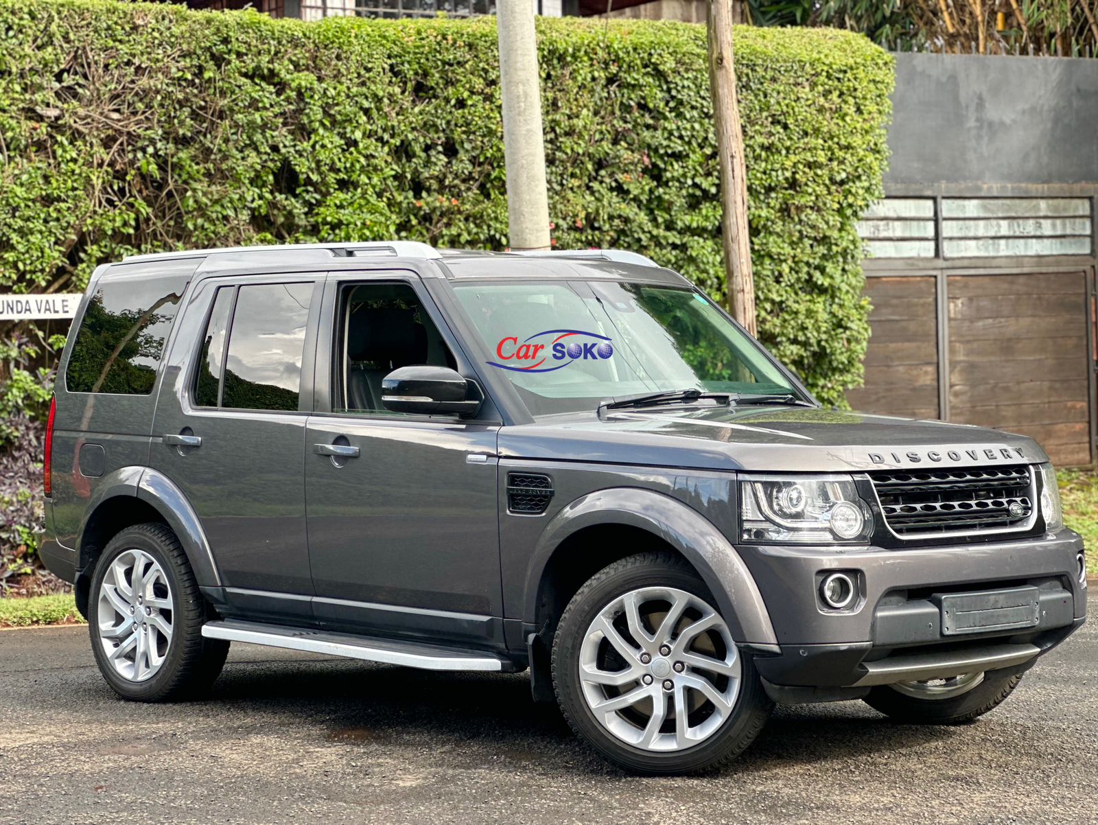 land-rover-discovery-iv-2016-1381