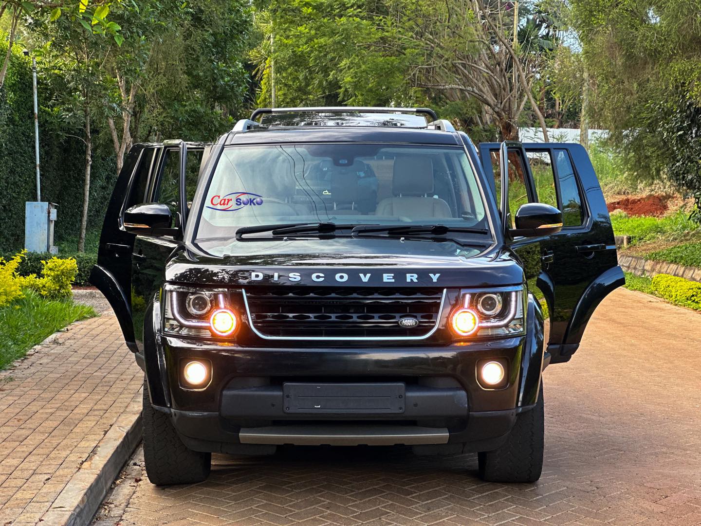 land-rover-discovery-iv-2016-1471