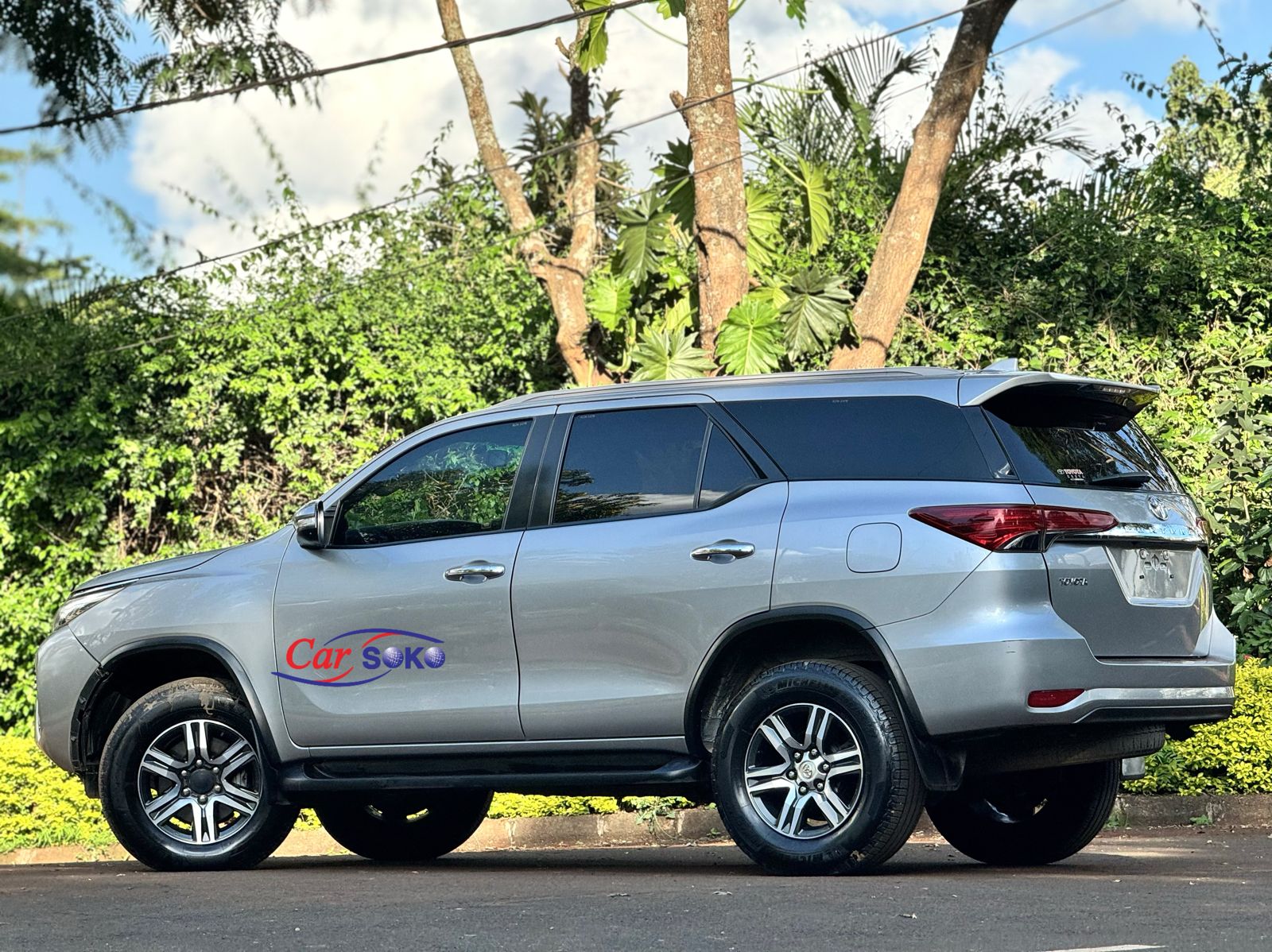 toyota-fortuner-2017-1556