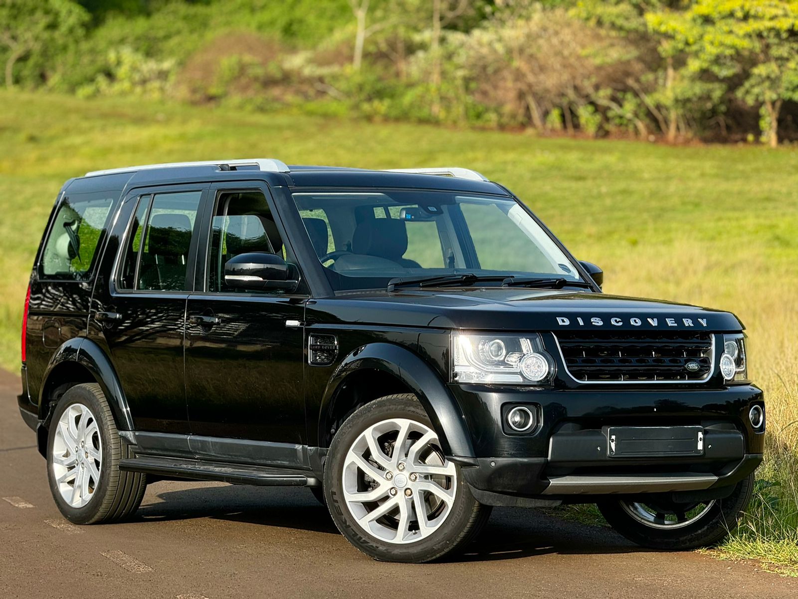 land-rover-discovery-iv-2016-1628