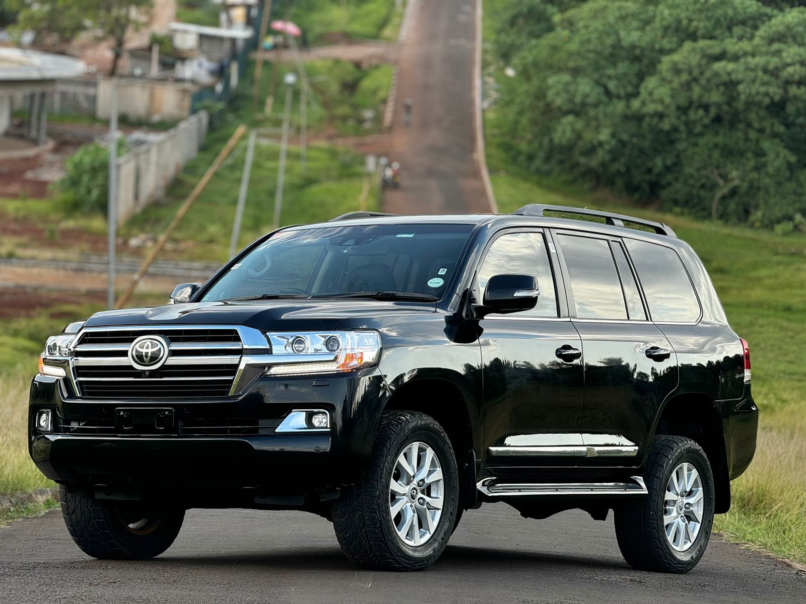 toyota-land-cruiser-vxr-2017-1637