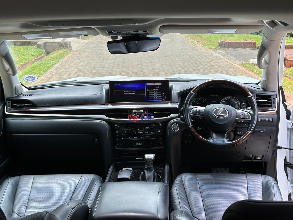 lexus-lx450d-2017-1645