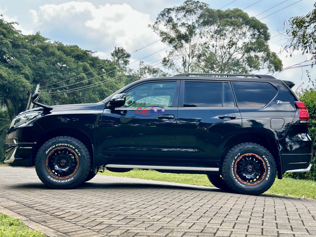 toyota-land-cruiser-prado-2018-1649