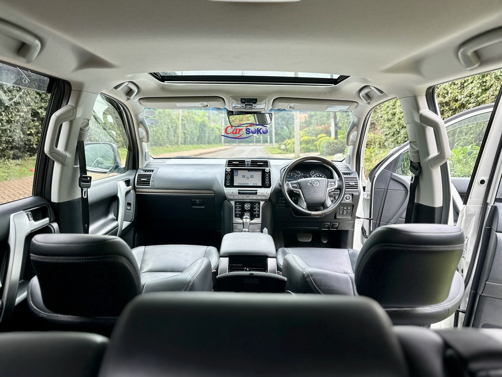 toyota-land-cruiser-prado-tzg-2018-1665