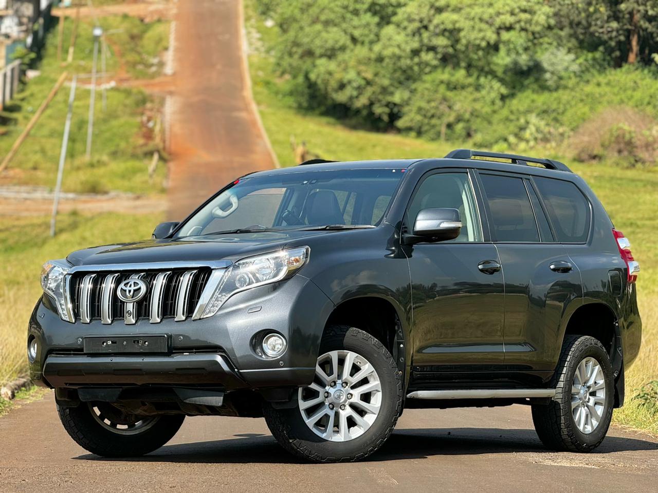 toyota-land-cruiser-prado-vxl-2016-1680