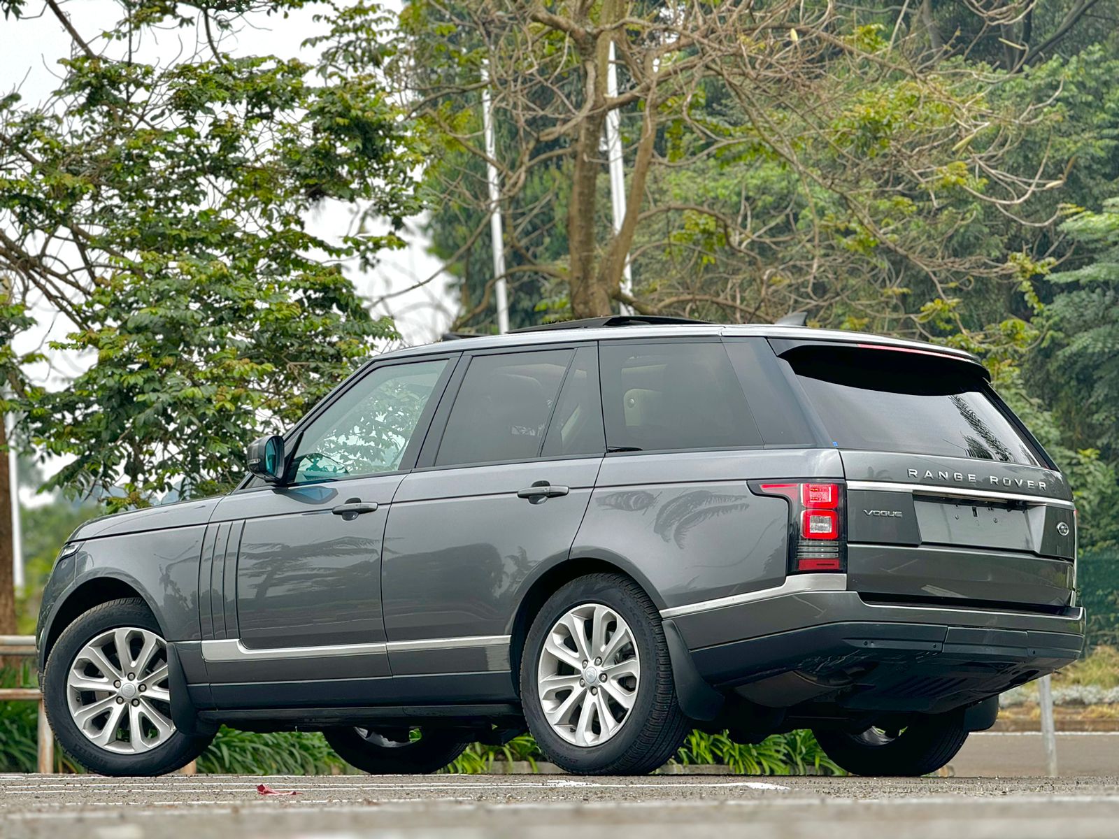 land-rover-range-rover-vogue-autobiography-2017-1725