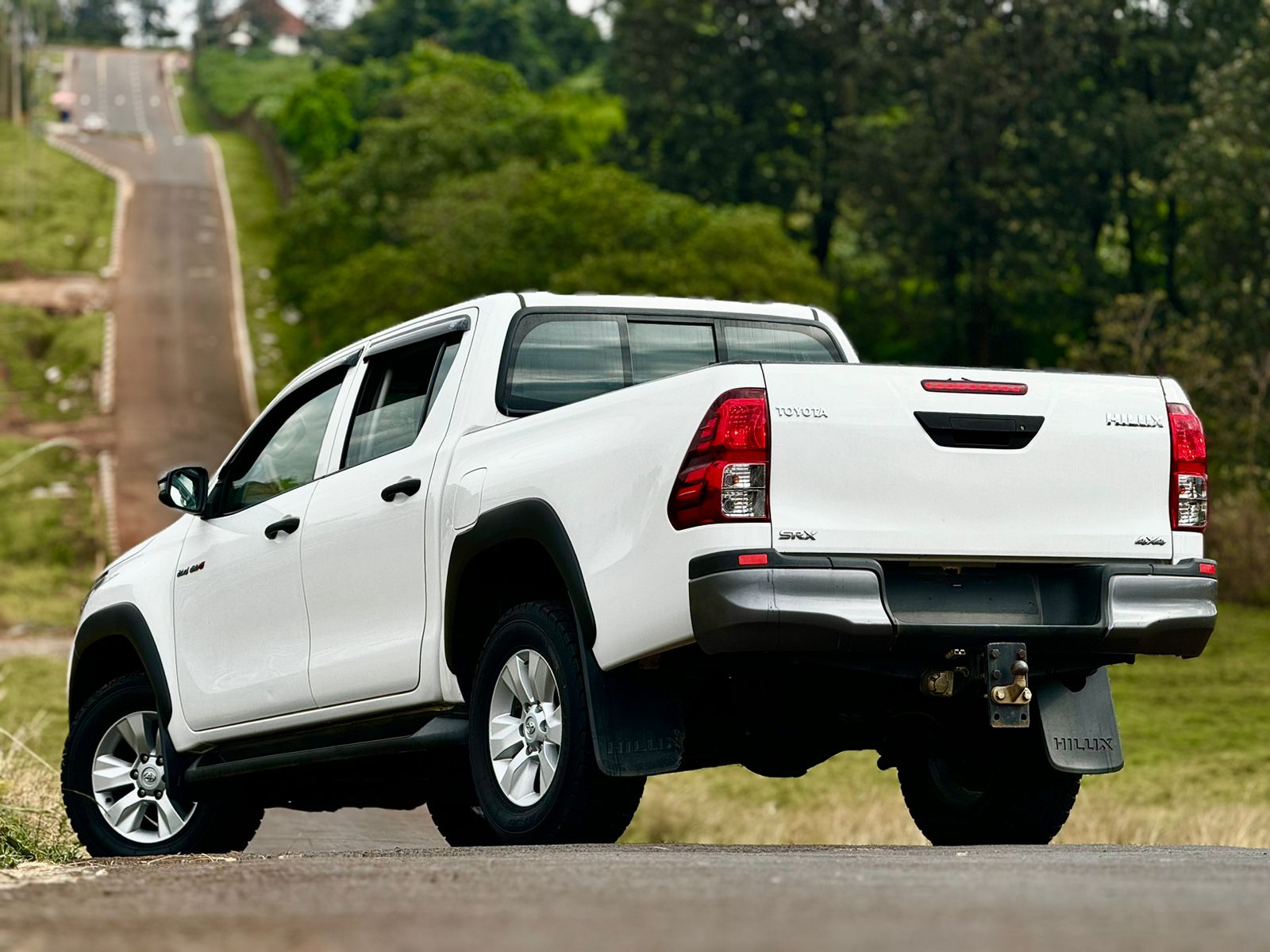 toyota-hilux-double-cabin-2018-1731