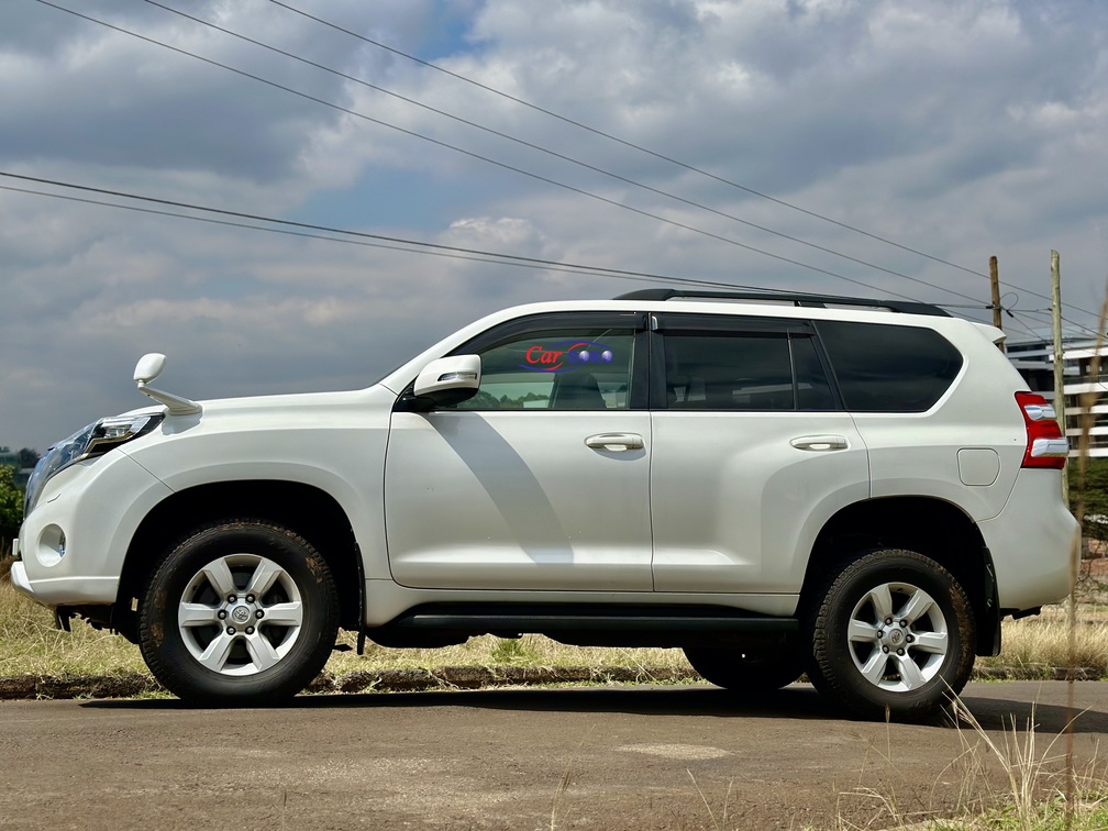 toyota-land-cruiser-prado-txl-2016-1736