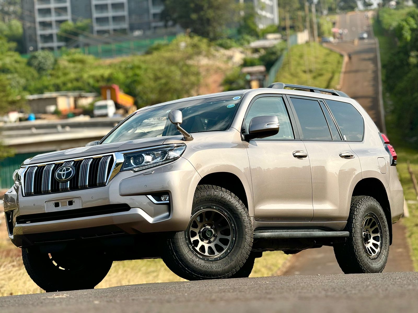 toyota-land-cruiser-prado-tx-2020-1742