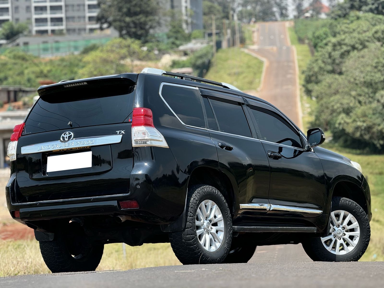 toyota-land-cruiser-prado-tx-2011-1750