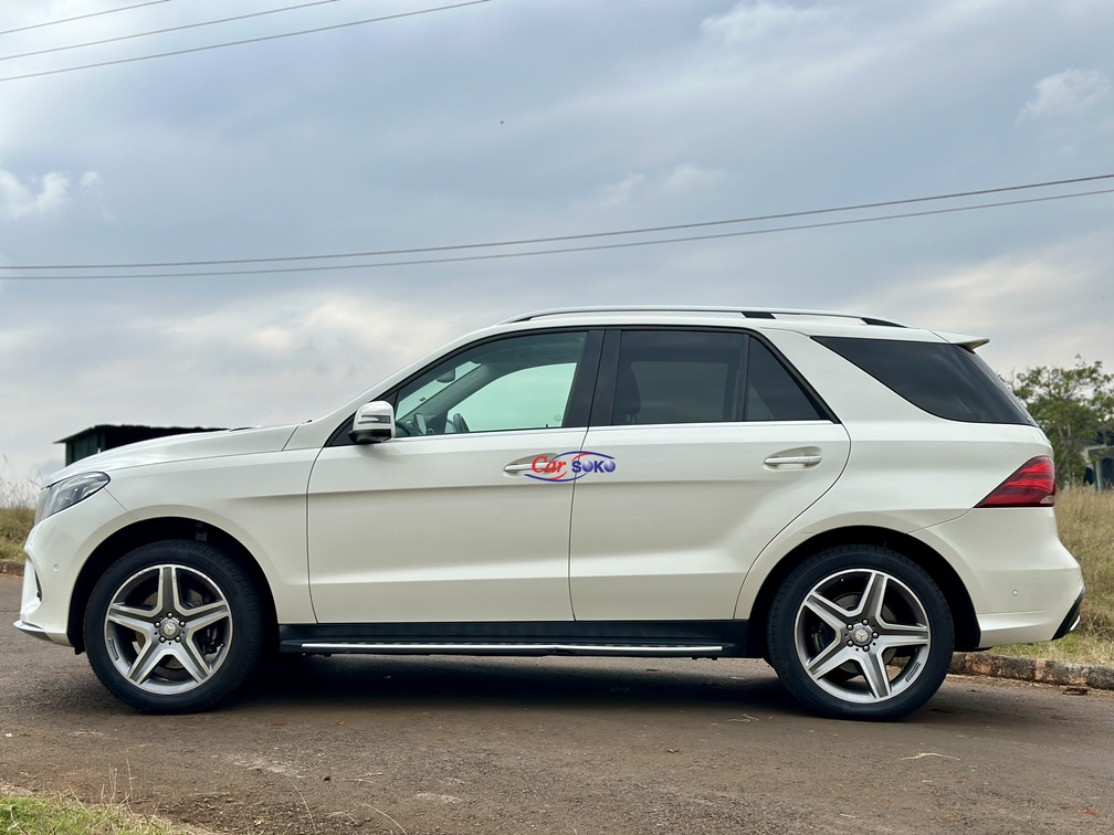 mercedes-benz-gle-350d-4matic-2017-1757