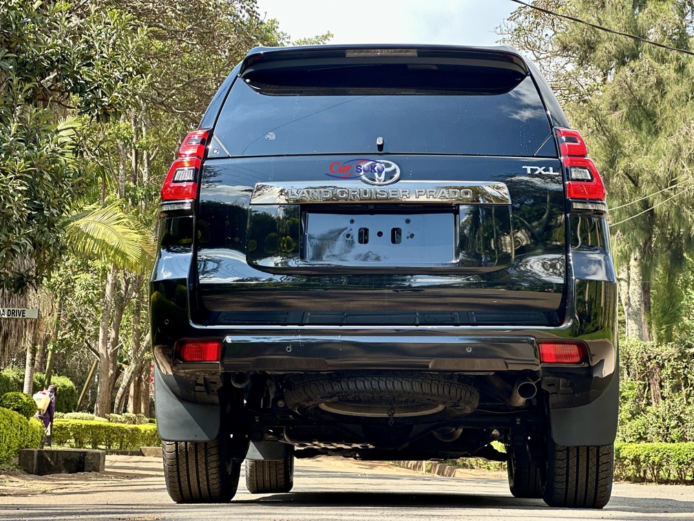 toyota-land-cruiser-prado-matt-black-edition-2020-1781