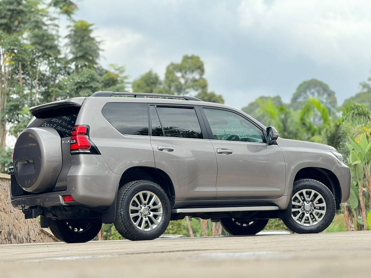 toyota-land-cruiser-prado-vxl-2018-1788