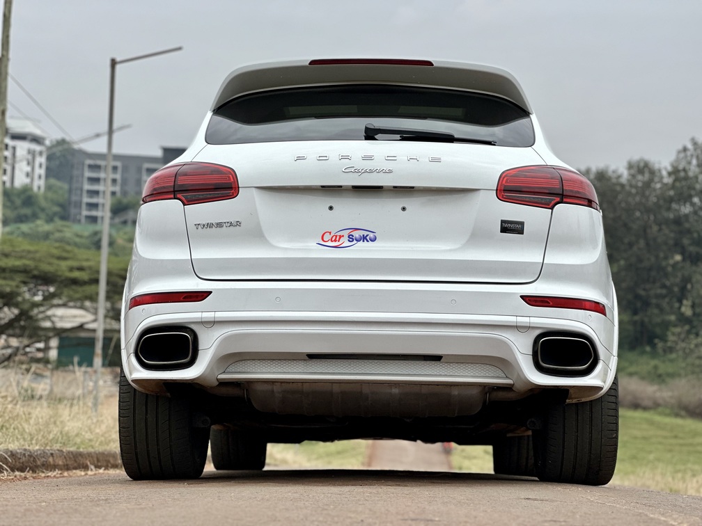 porsche-cayenne-2016-1792