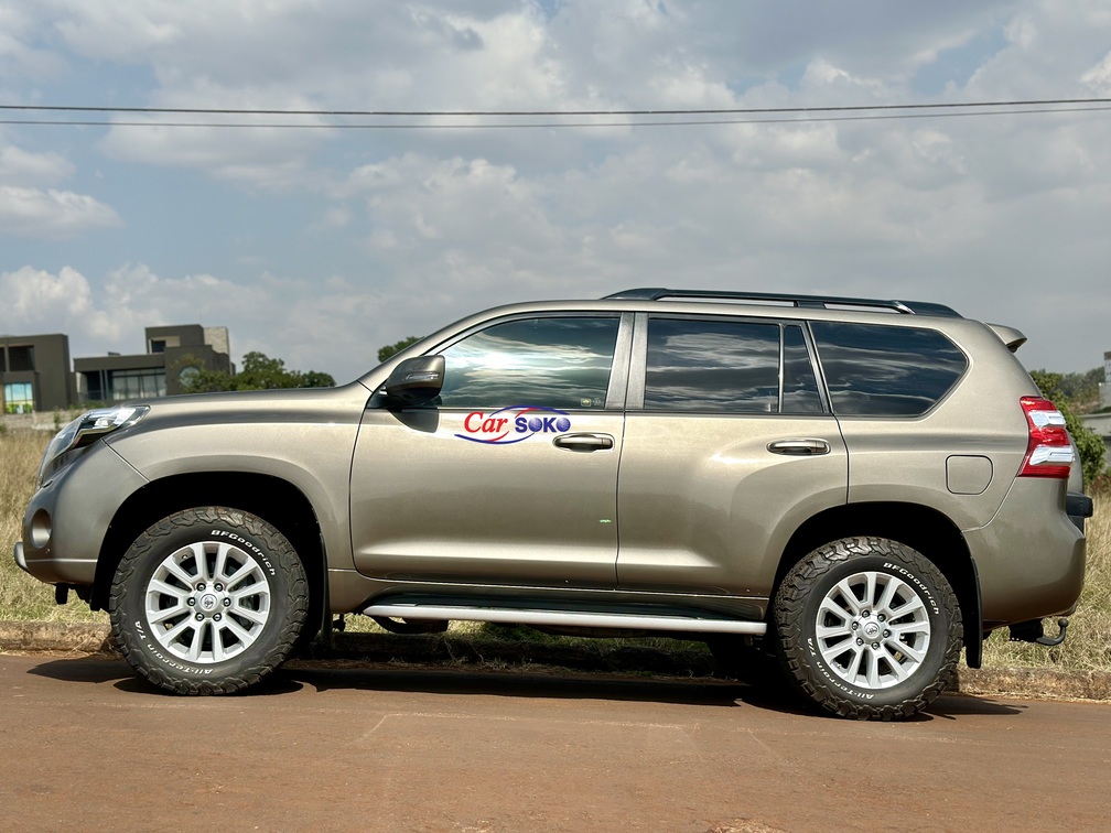 toyota-land-cruiser-prado-vxl-2017-1793