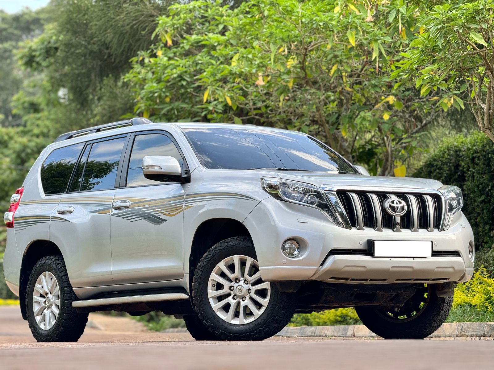 toyota-land-cruiser-prado-vxl-2016-1808