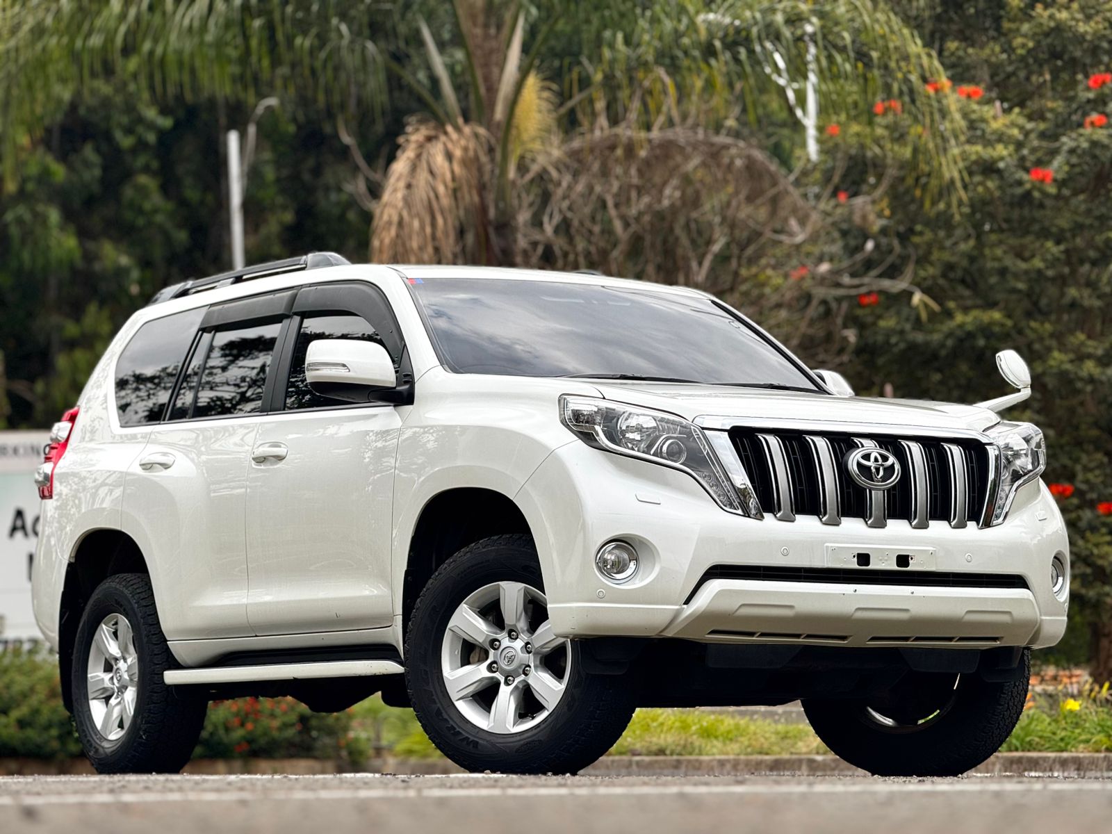 toyota-land-cruiser-prado-txl-2016-1809