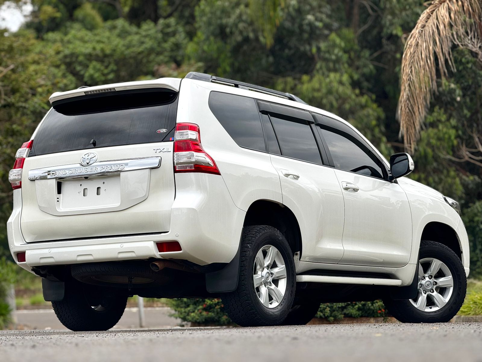 toyota-land-cruiser-prado-txl-2016-1809