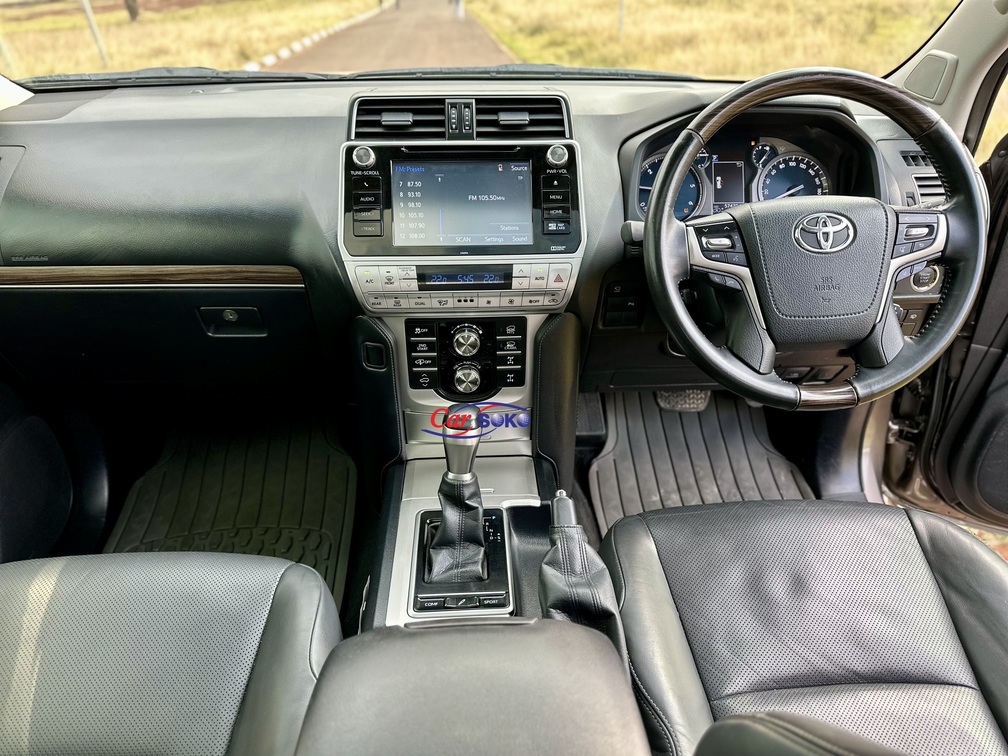 toyota-land-cruiser-prado-vxl-2018-1830