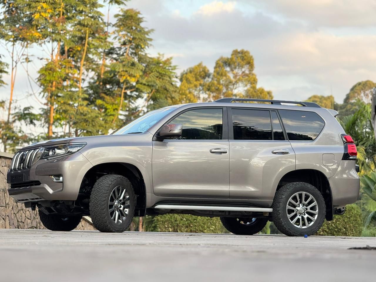 toyota-land-cruiser-prado-vxl-2018-1835