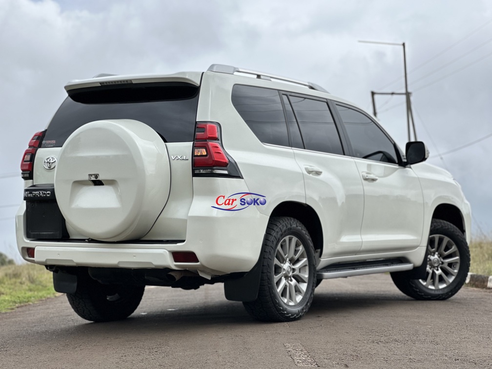 toyota-land-cruiser-prado-vxl-2017-1877